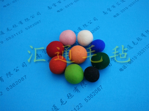阜新彩色毛毡球
